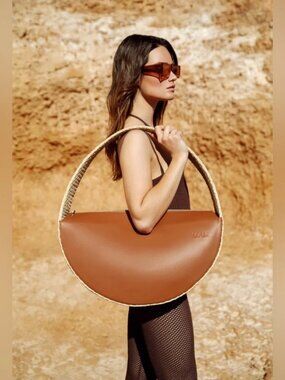 NWT Womens MAM Brown Natural Raffia Leather UF0 205 Large Round Shoulder Handbag